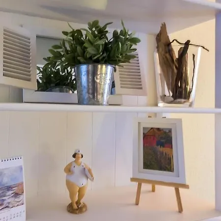 Marikens Deel Appartement Ahrenshoop Buitenkant foto